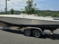 Seahawk 1988 Seahawk 26ft 2.4L twin outboard