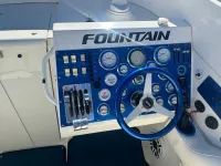 Fountain 38’ Lightning  