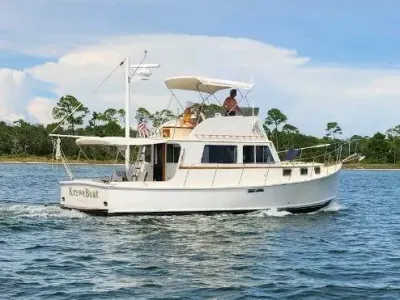 Duffy 35 Flybridge Downeast Lobster 
