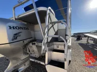 Playcraft 24' tritoon