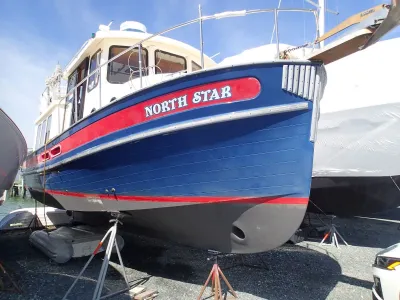 Nordic Tug Pilothouse Trawler 32 