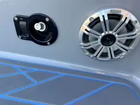 Domn8er Deck boat