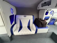 Cobra Razor Open-bow Mid-cabin 