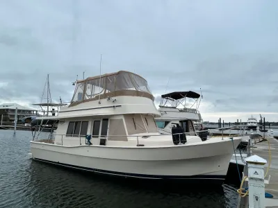 Mainship 400 