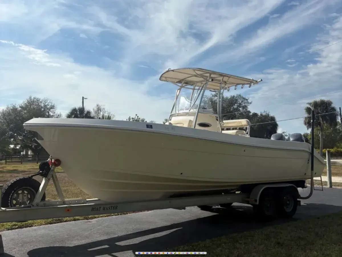Cobia 256 
