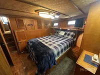 Defever Raised Pilothouse