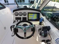Boston Whaler 270 Vantage