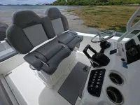 NauticStar 2602 Legacy 