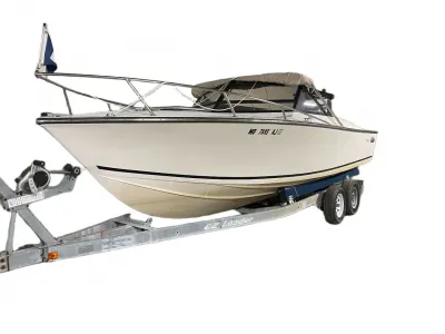 Albemarle 24 