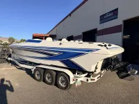 Cobra Razor Open-bow Mid-cabin 