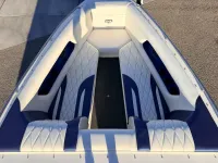 Cobra Razor Open-bow Mid-cabin 
