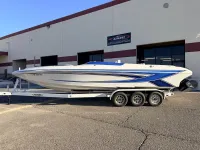 Cobra Razor Open-bow Mid-cabin 