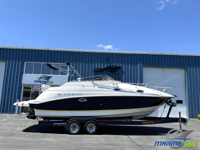 Regal 2665 Commodore 