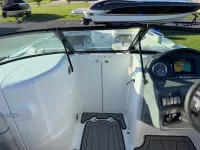 Hurricane Sun Deck 2400 OB
