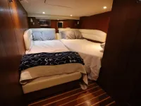 Tiara 4300 Sovran