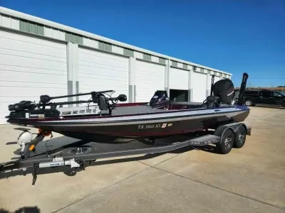 Skeeter Zxr21 