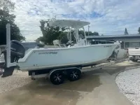 Sportsman 232 Platinum Center Console