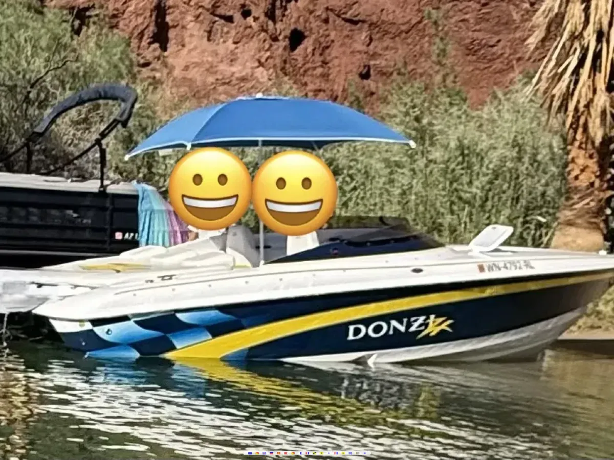 2001 Donzi ZX 22zx powerboat for sale in Washington