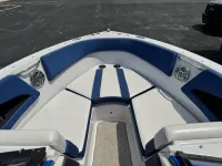 Glastron Gt225