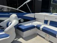 Glastron Gt225