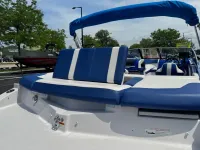 Glastron Gt225