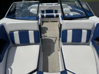 Glastron Gt225