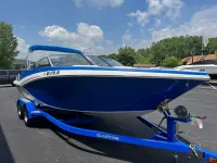 Glastron Gt225