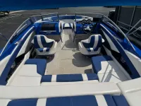 Glastron Gt225