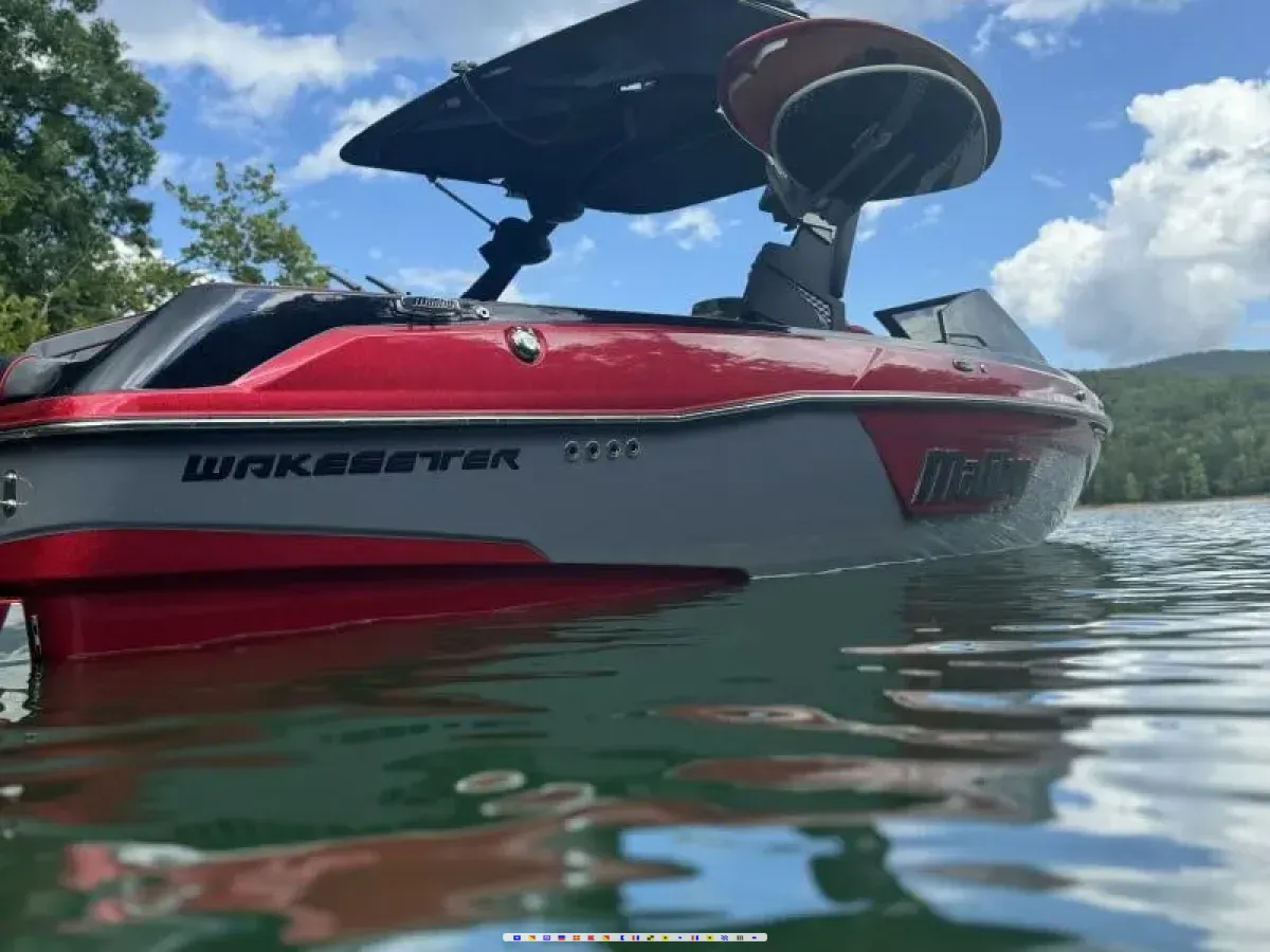 Malibu 23 lsv 
