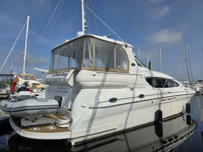 Sea Ray 480 Motor Yacht 