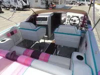 Commander Super Cruiser 24 Mid-Cabin Open Bow
