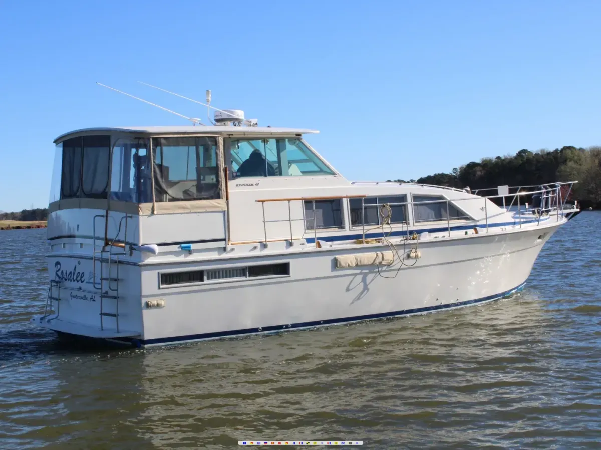 42' Bertram Motor Yacht