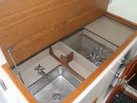 42' Bertram - Aft Deck Entertainment Station