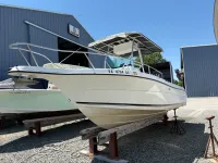 Robalo 2220 