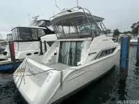 Cruisers Express Bridge 4280 