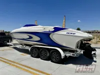 Ultra Custom Boats 28 Stealth 