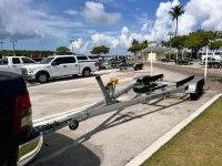 Bulls Bay 2000 center console