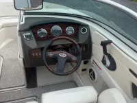 Sea Ray Weekender 210 Select