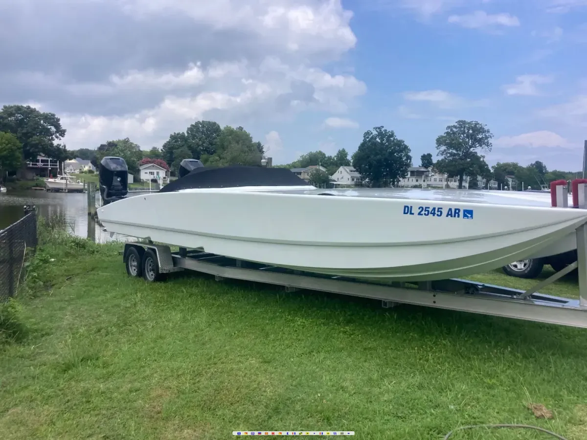 Hellkats Powerboats 32 widebody 