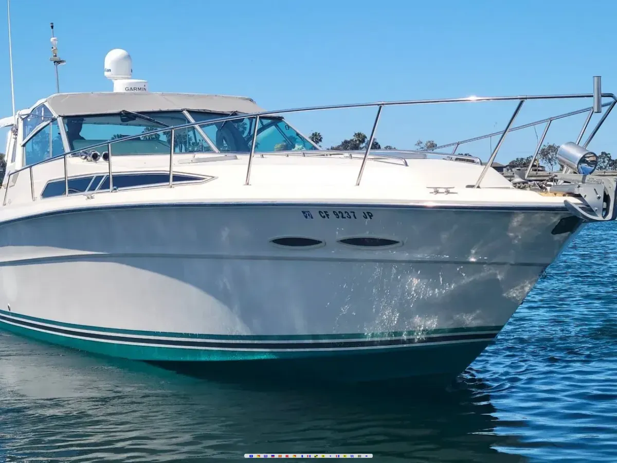 Sea Ray Express Cruiser 390 Express 