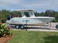 Robalo R272 