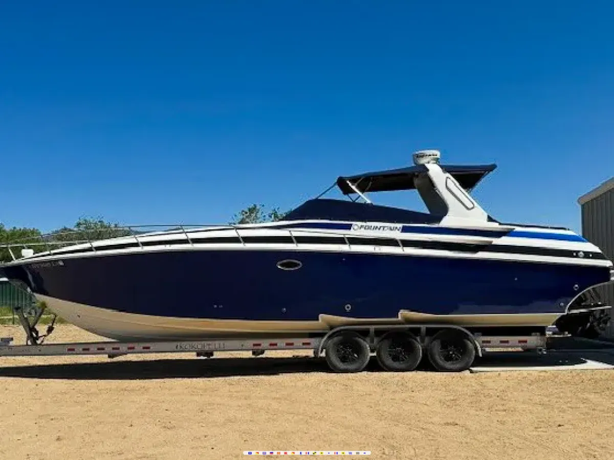 Fountain Express Cruiser 38 