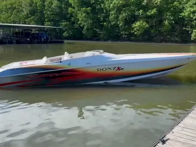 Donzi ZR 2005 Donzi 35 ZR 