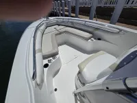 Boston Whaler Outrage 270 