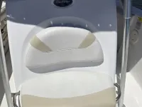 Boston Whaler Outrage 270 