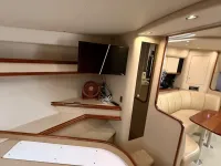 Cruisers 3672 Express 