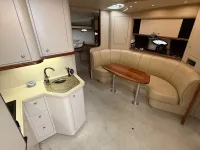 Cruisers 3672 Express 