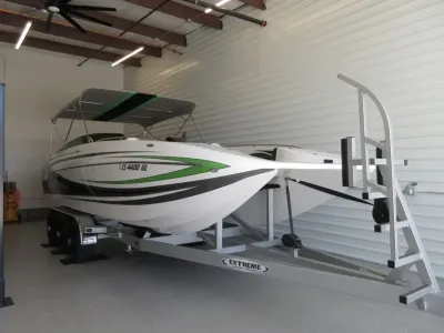 Nordic 26 deckboat 