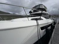 Aquila 44