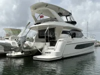Aquila 44